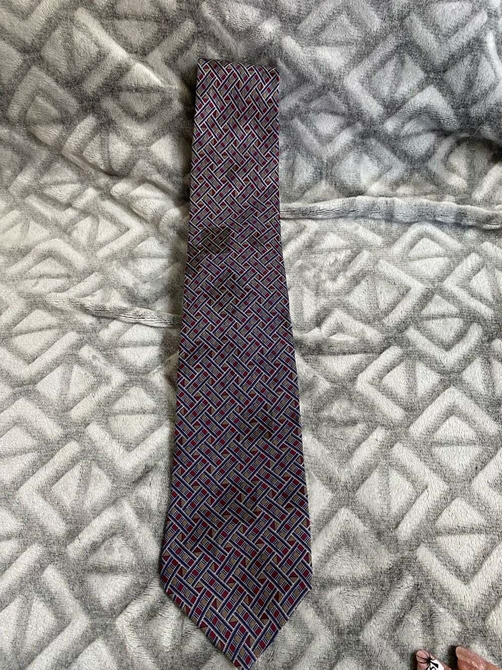 Viaggio Silk Necktie Woven Pattern Red Blue Gold Made In USA
